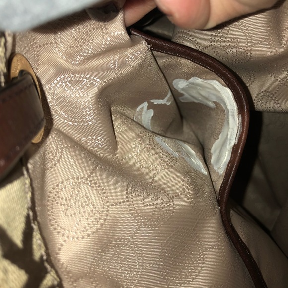 Michael Kors logo handbag - Picture 6 of 8